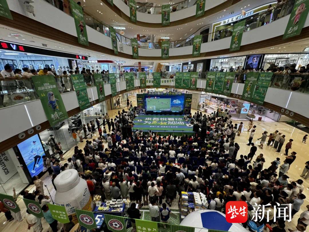 时而屏息紧