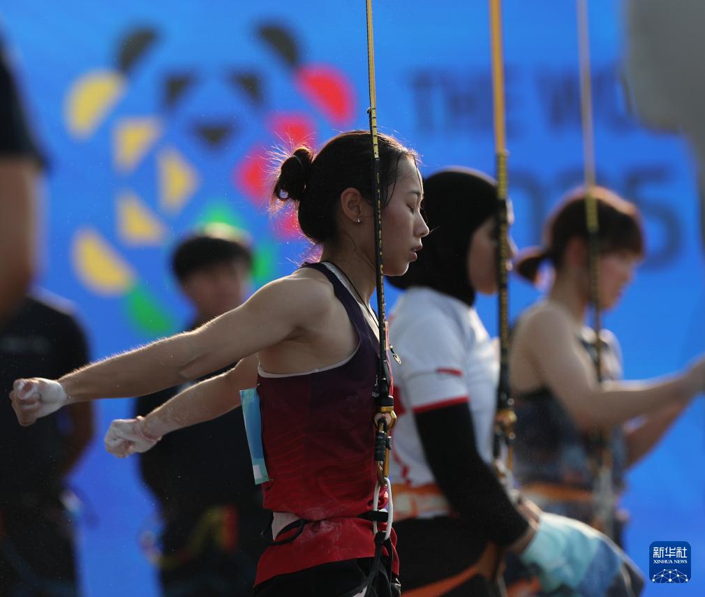 选手玛德, 中国选手覃, tenan